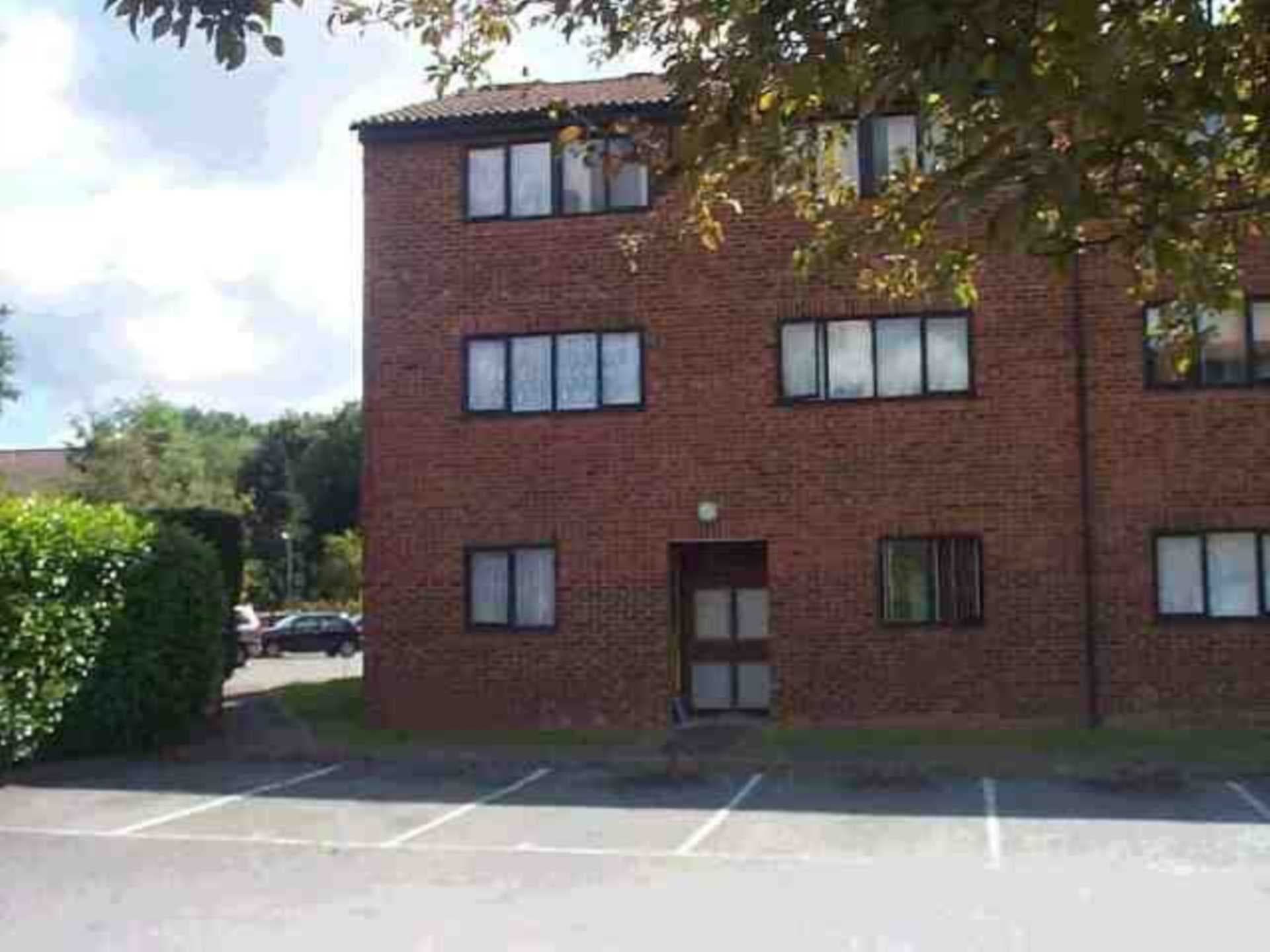 Middlefield, Hatfield