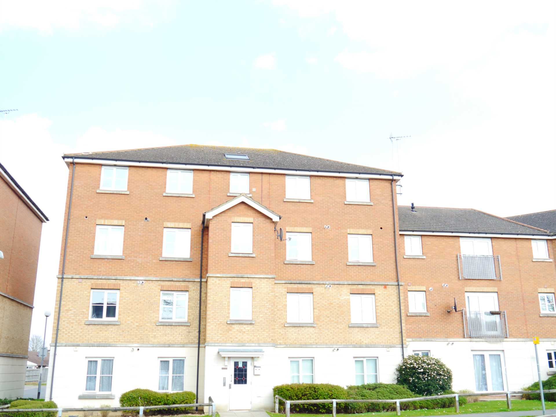 St Lukes Court, Hatfield