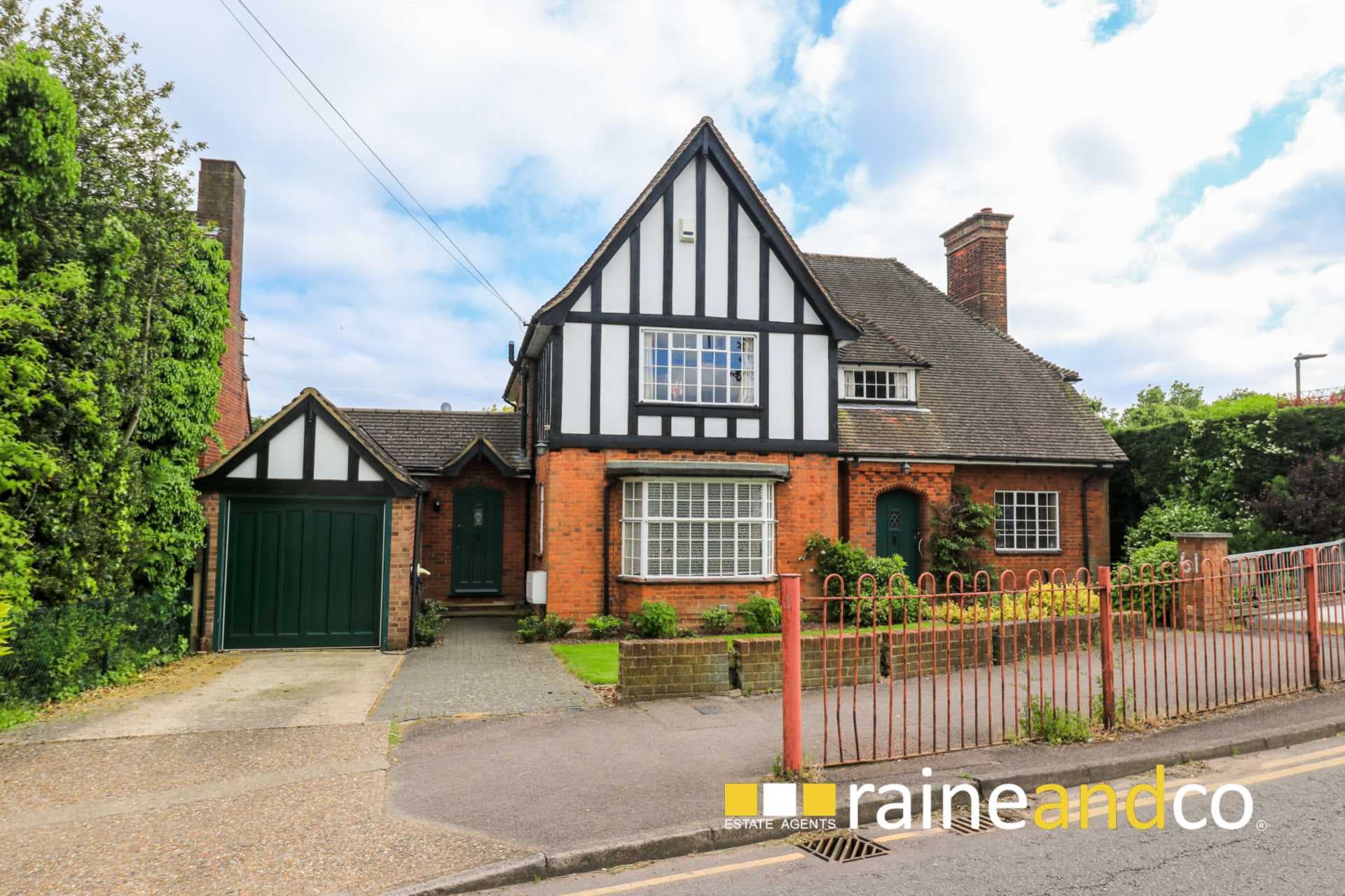 St Albans Road East, Hatfield