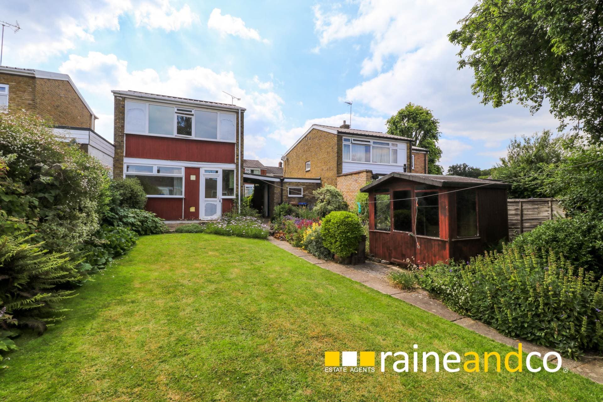 Falcon Close, Hatfield