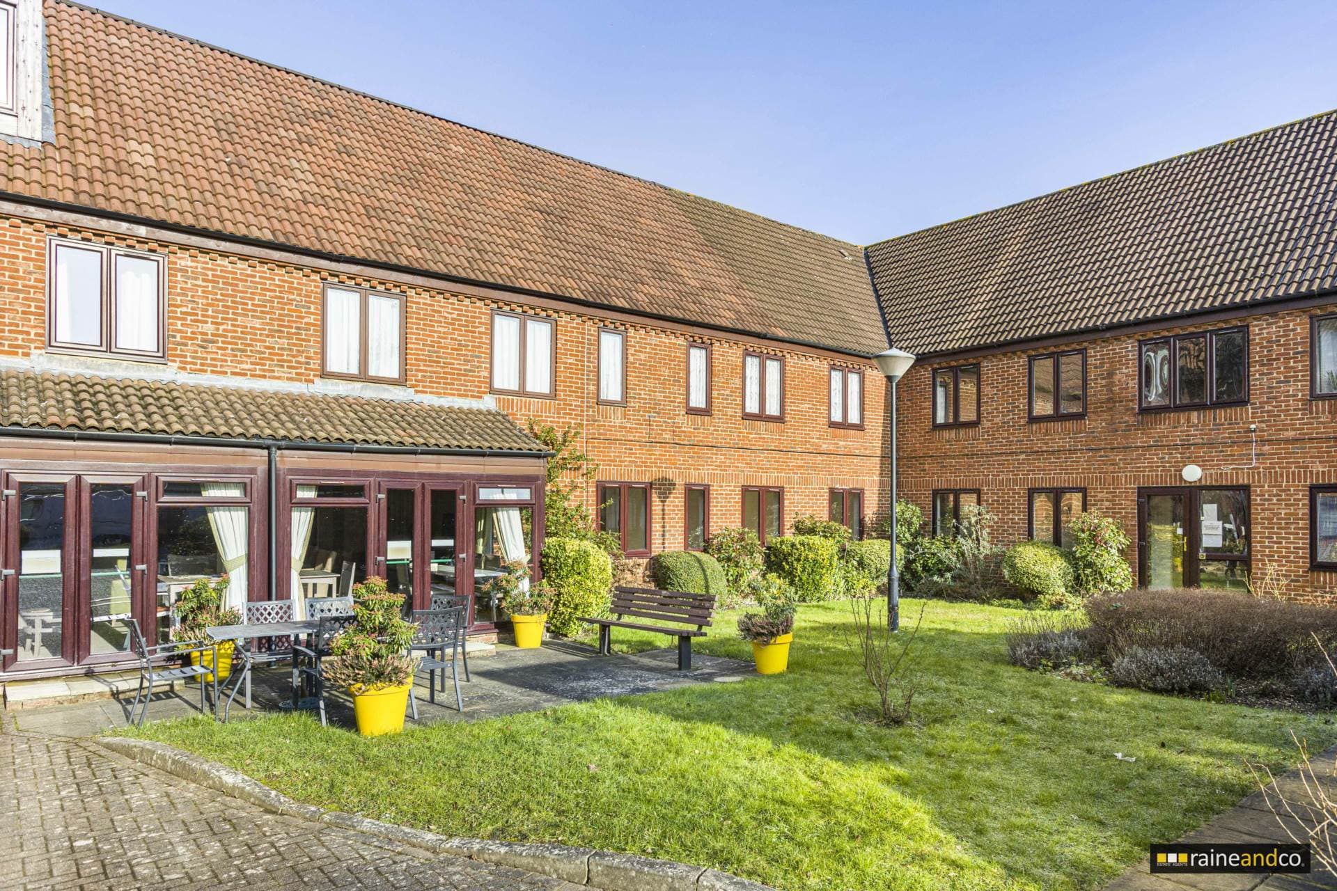 Ashley Court, Hatfield