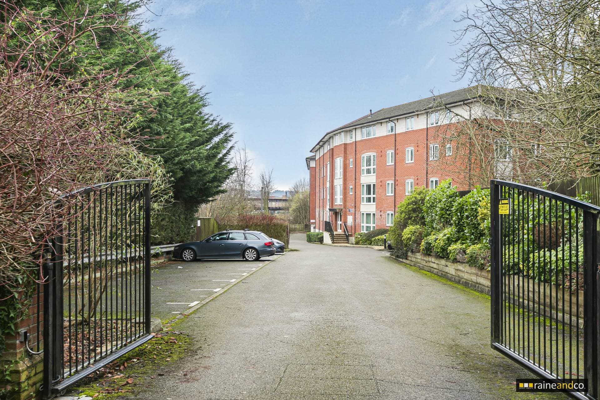 York House, North Drive, Old Hatfield