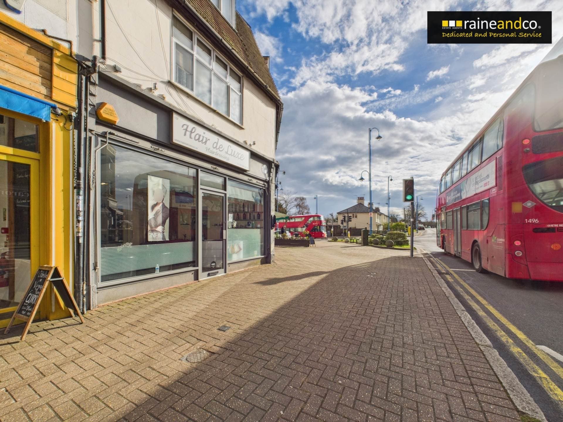 The Broadway, Potters Bar
