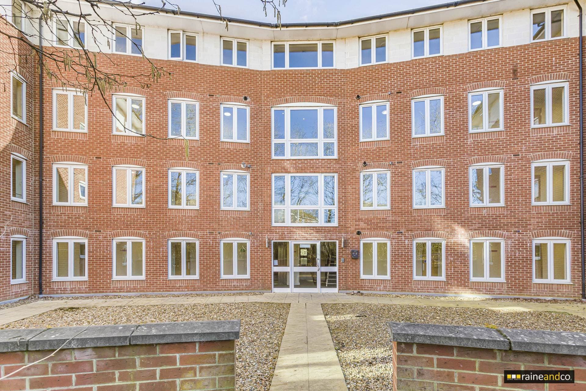 North Drive, Hatfield
