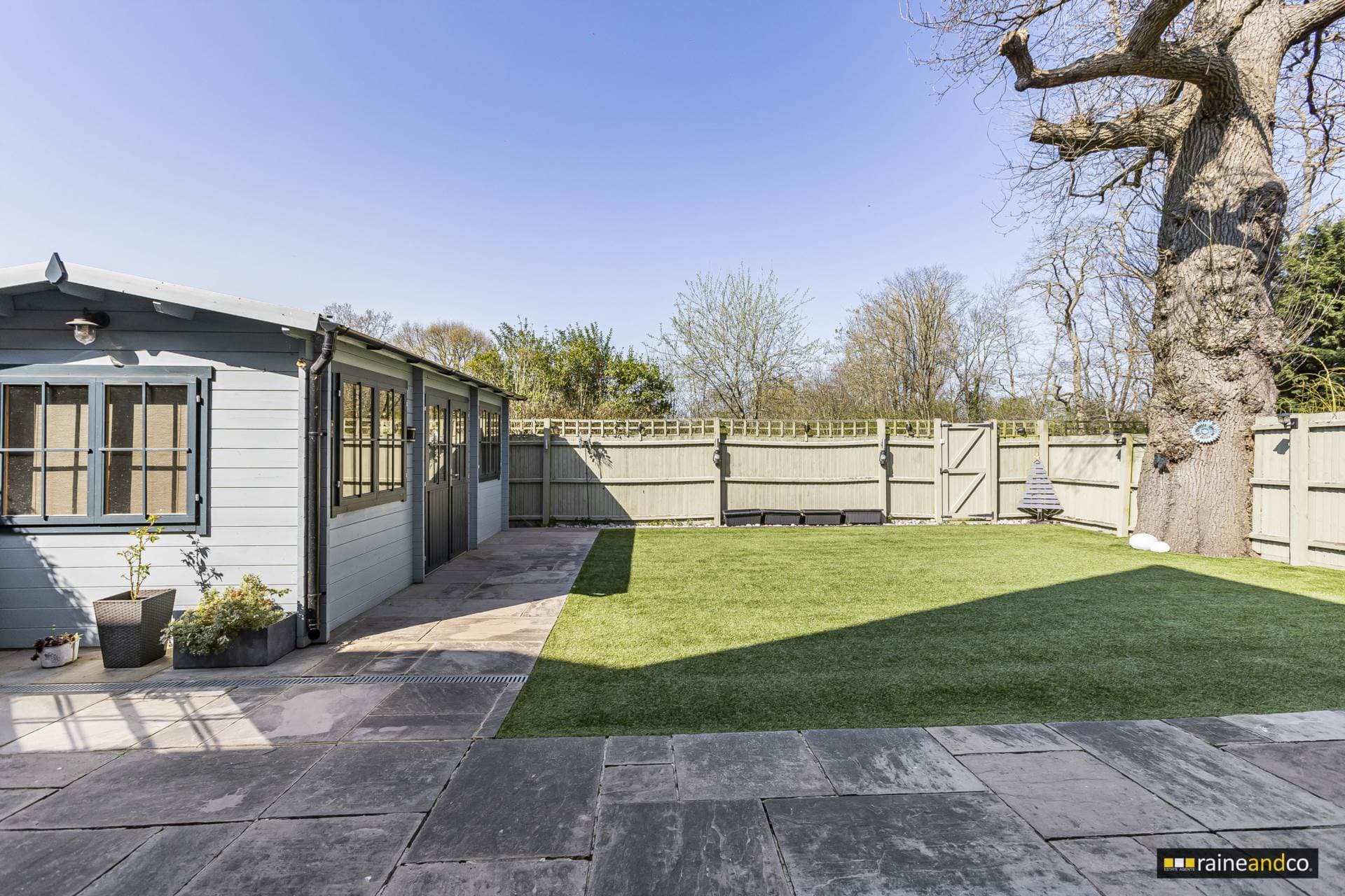 Peregrine Way, Hatfield