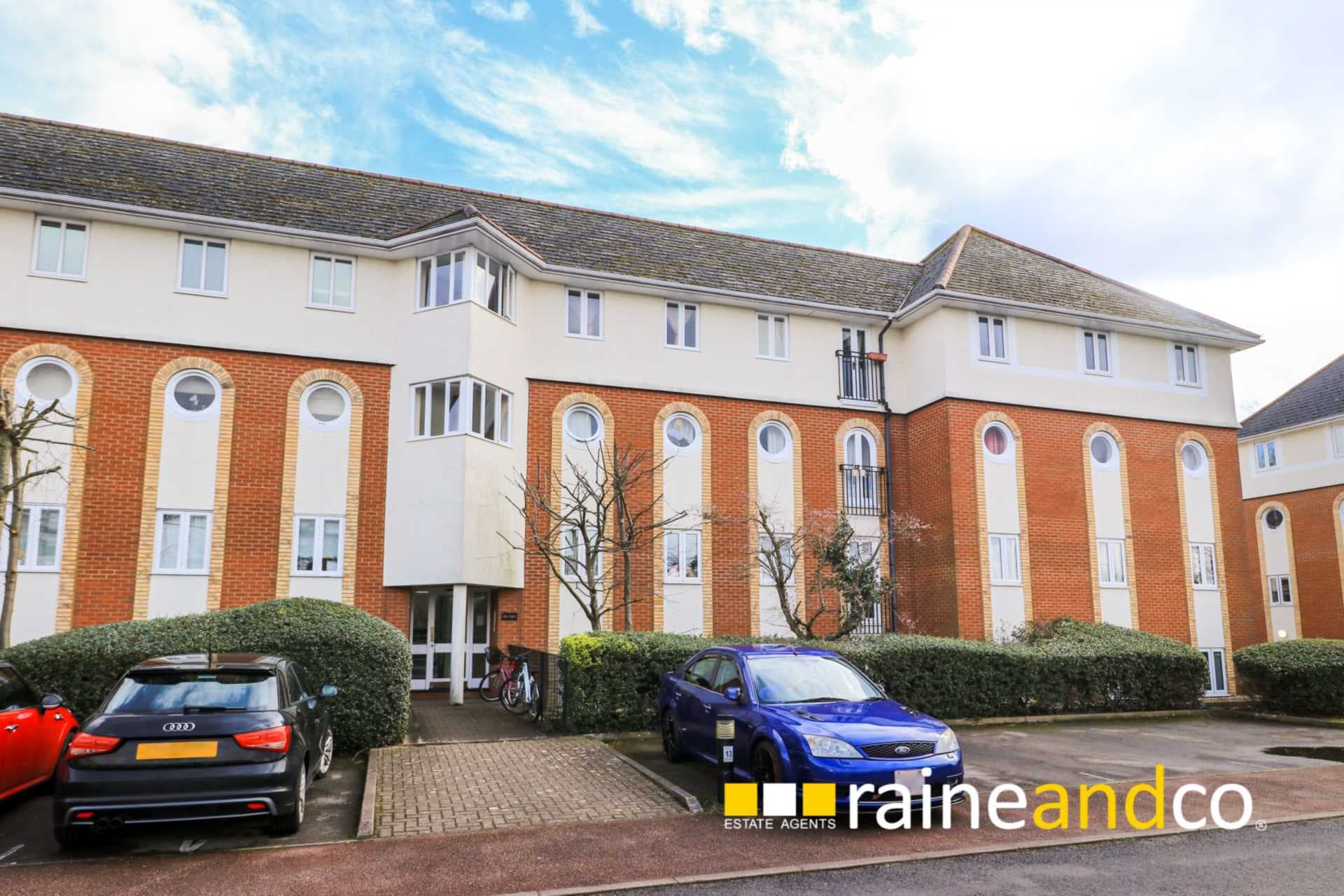 Walsingham Close, Hatfield