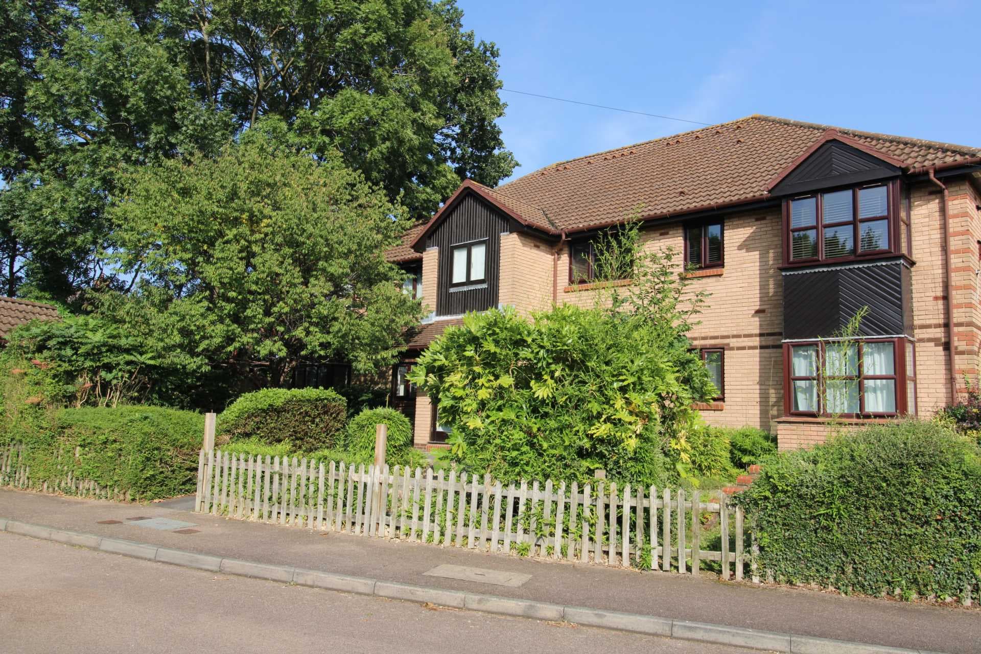Bornedene, Potters Bar