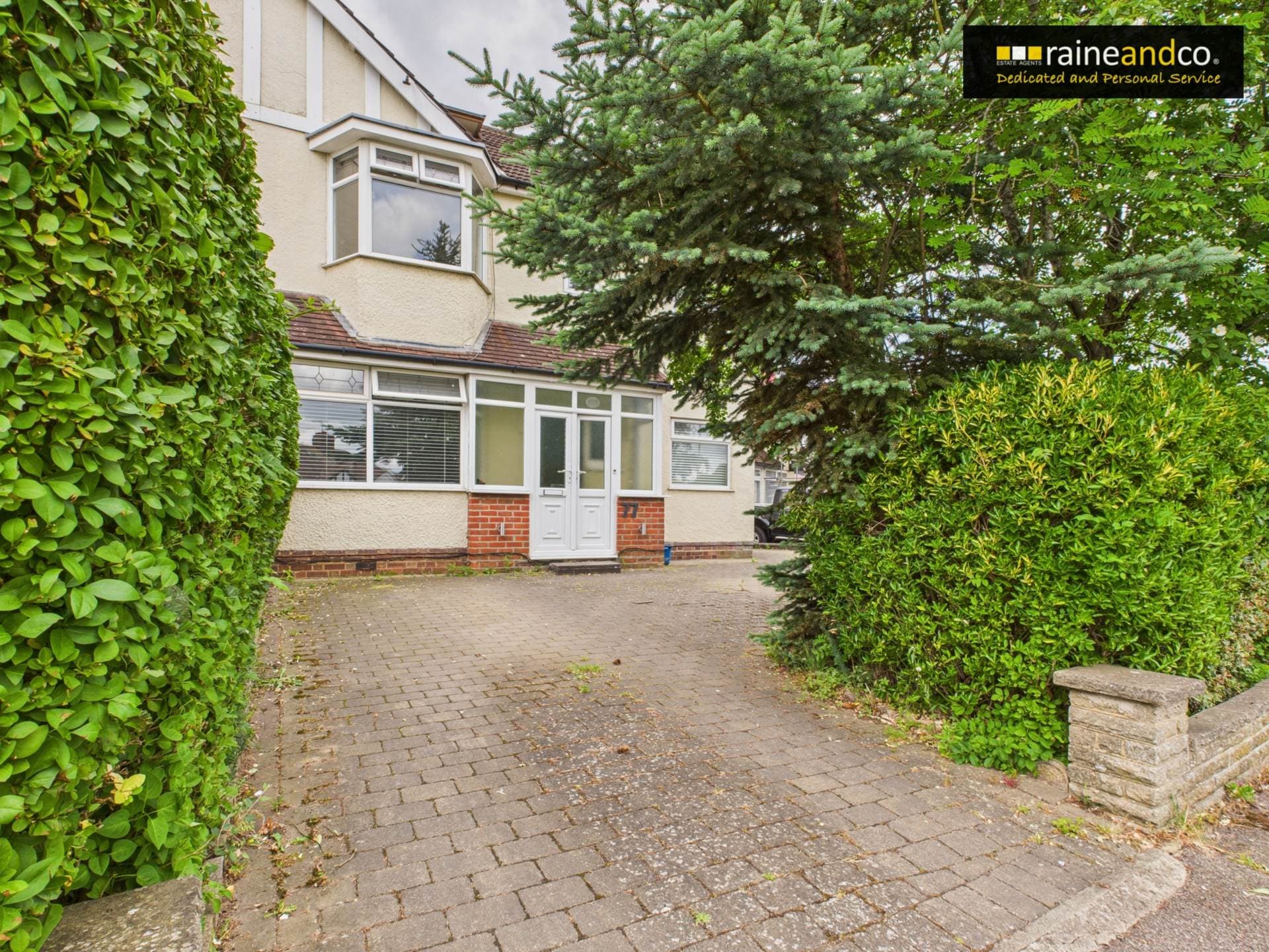 Auckland Road, Potters Bar