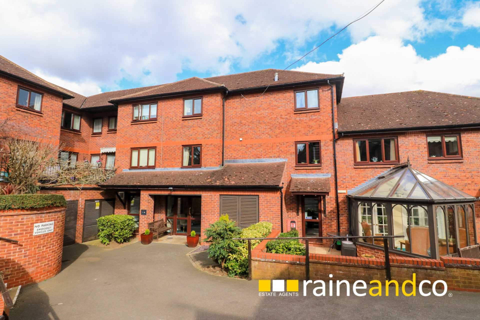 Pond Court, The Ridgeway, Codicote SG4 8YY