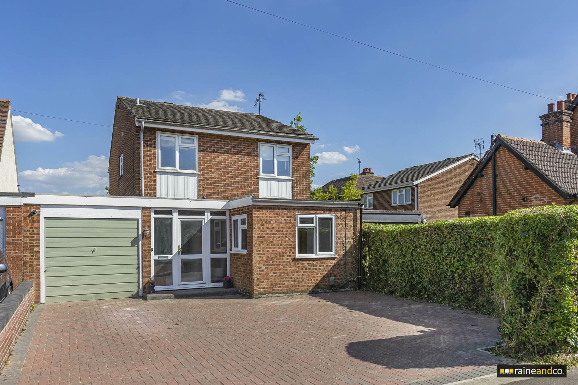 Cecil Crescent, Hatfield
