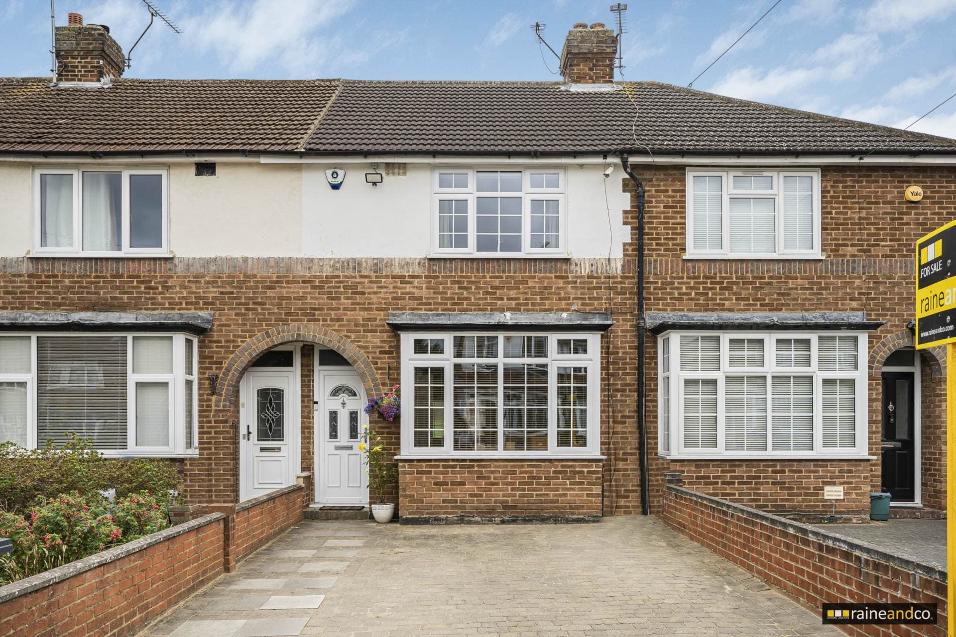 Heathcote Avenue, Hertfordshire