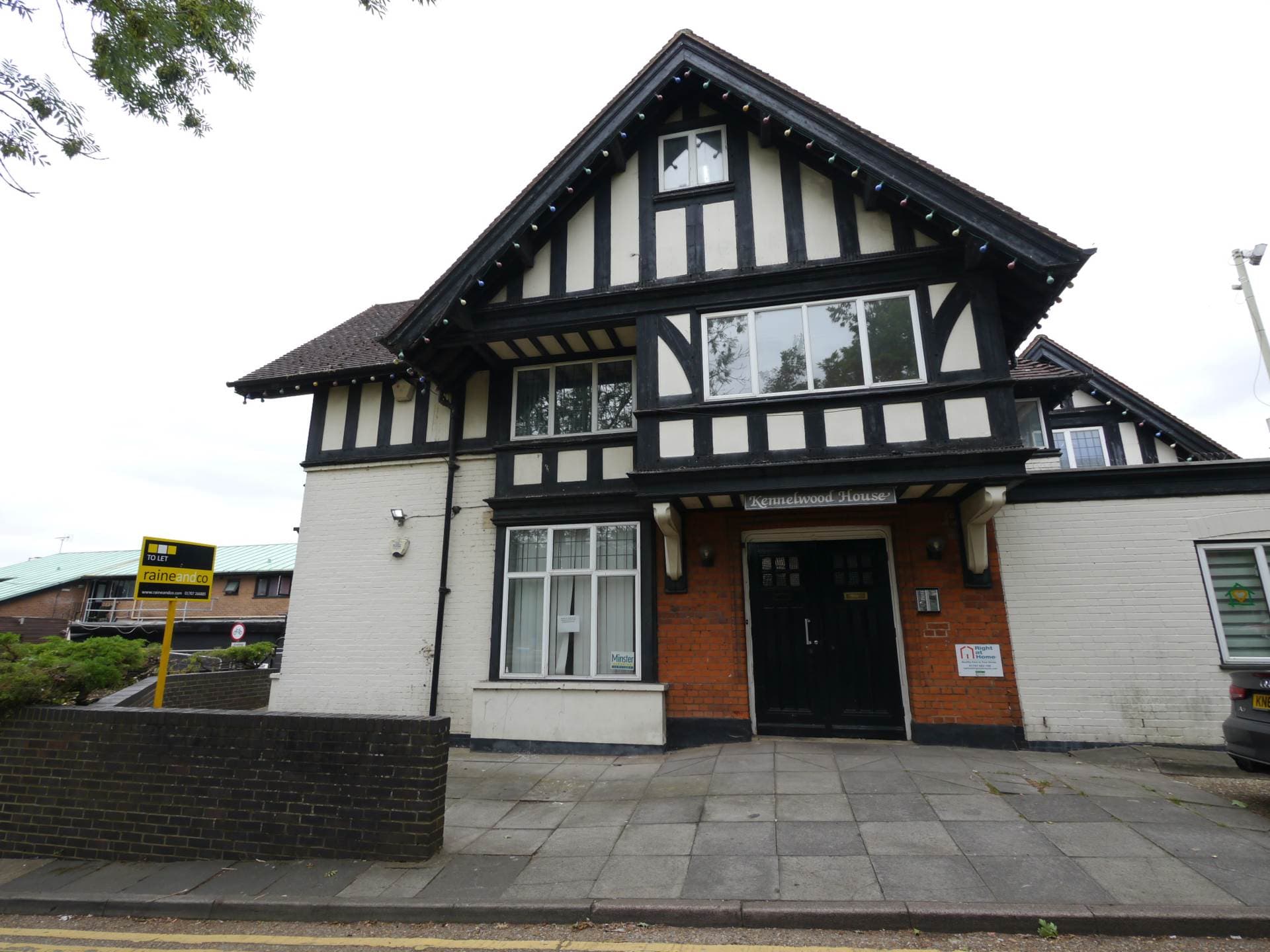 Room L ,  Kennelwood Lane, Hatfield