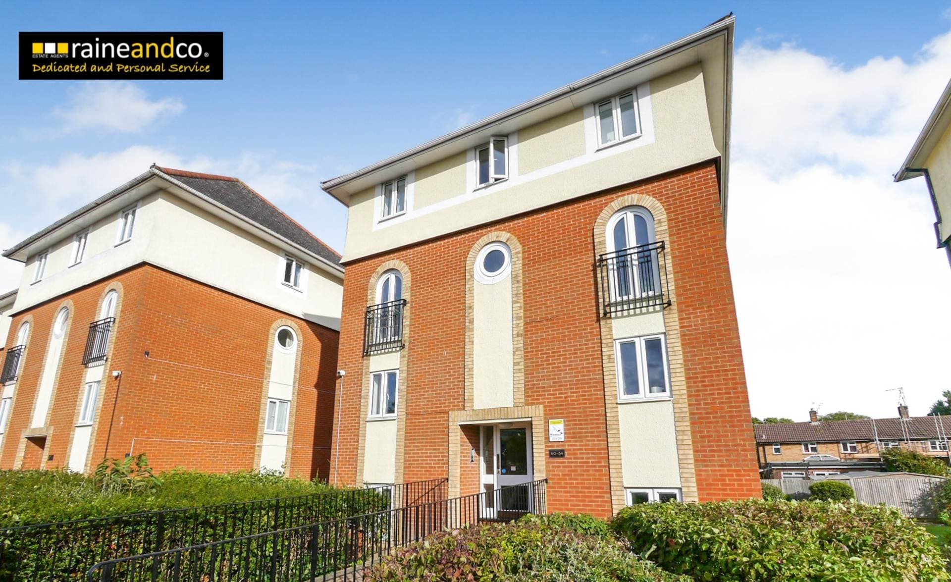 Walsingham Close, Hatfield