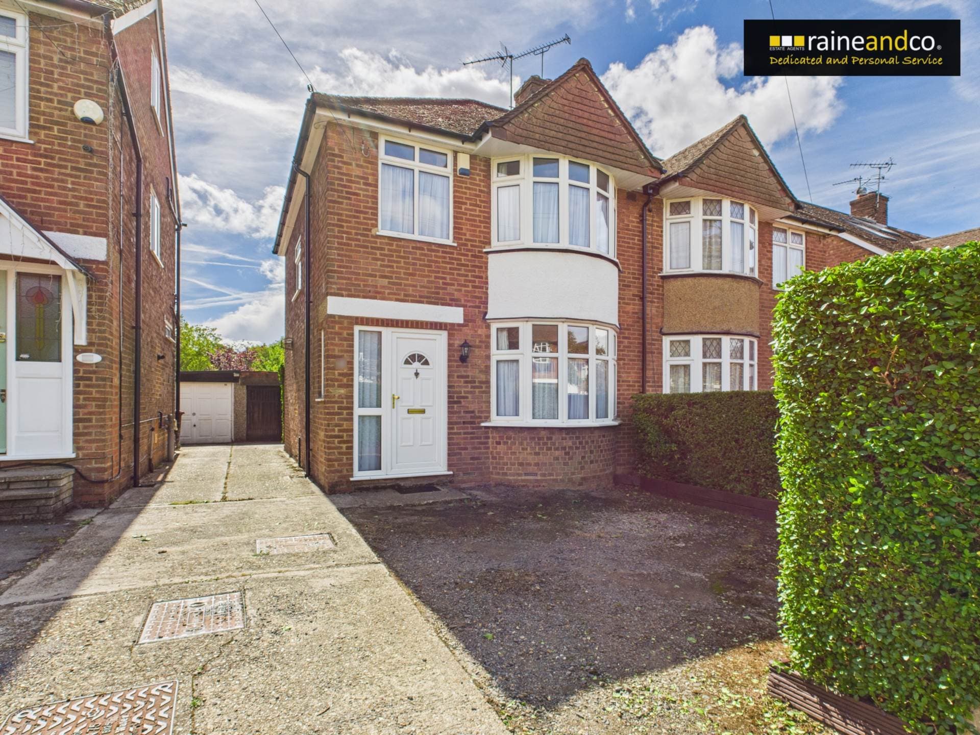 Oulton Crescent, Potters Bar