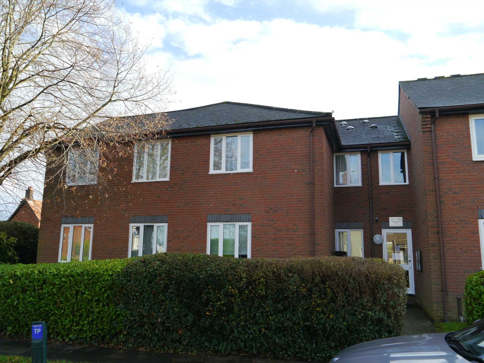 Stonecross Road, Hatfield