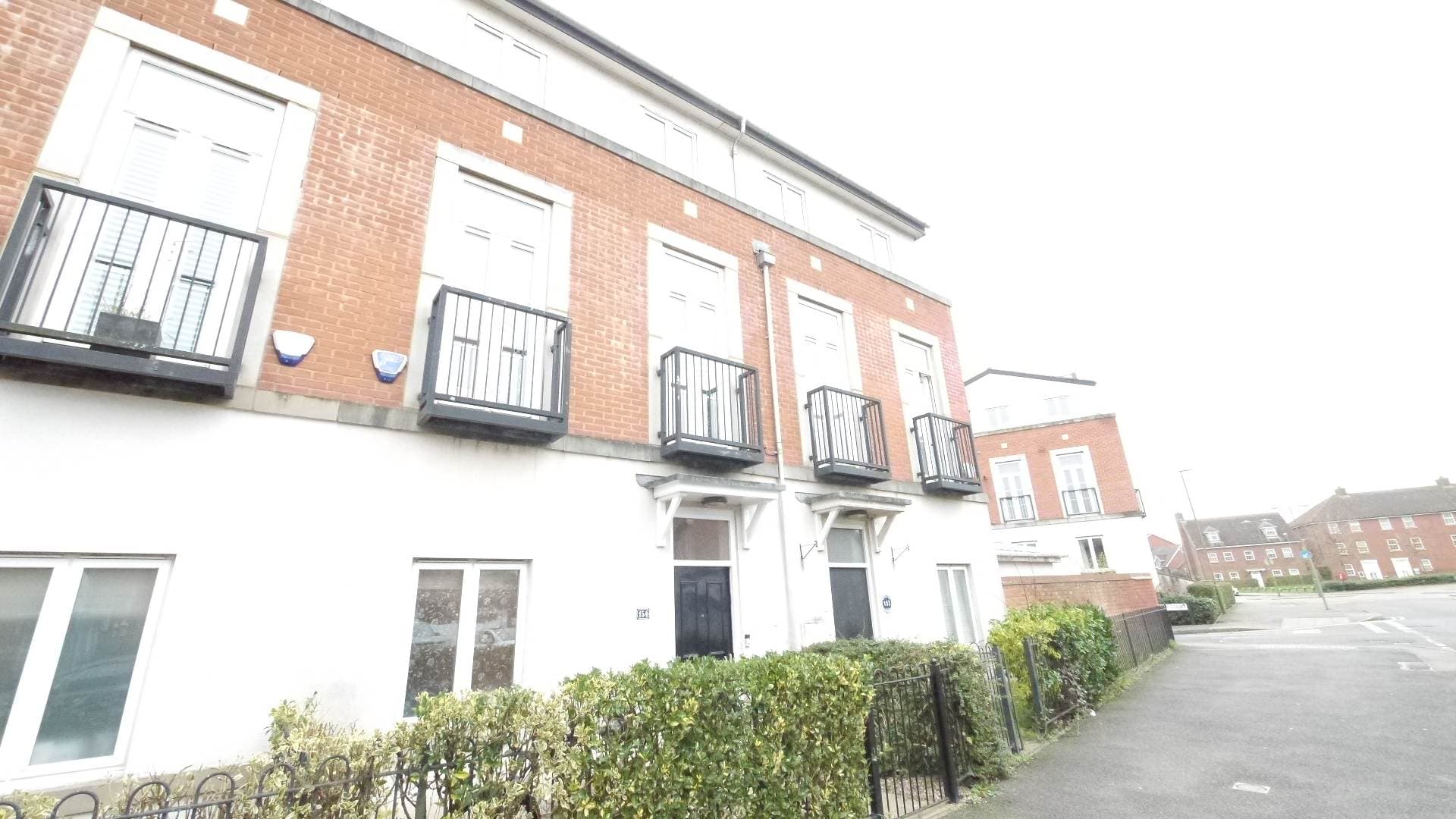 Dragon Road, Hatfield