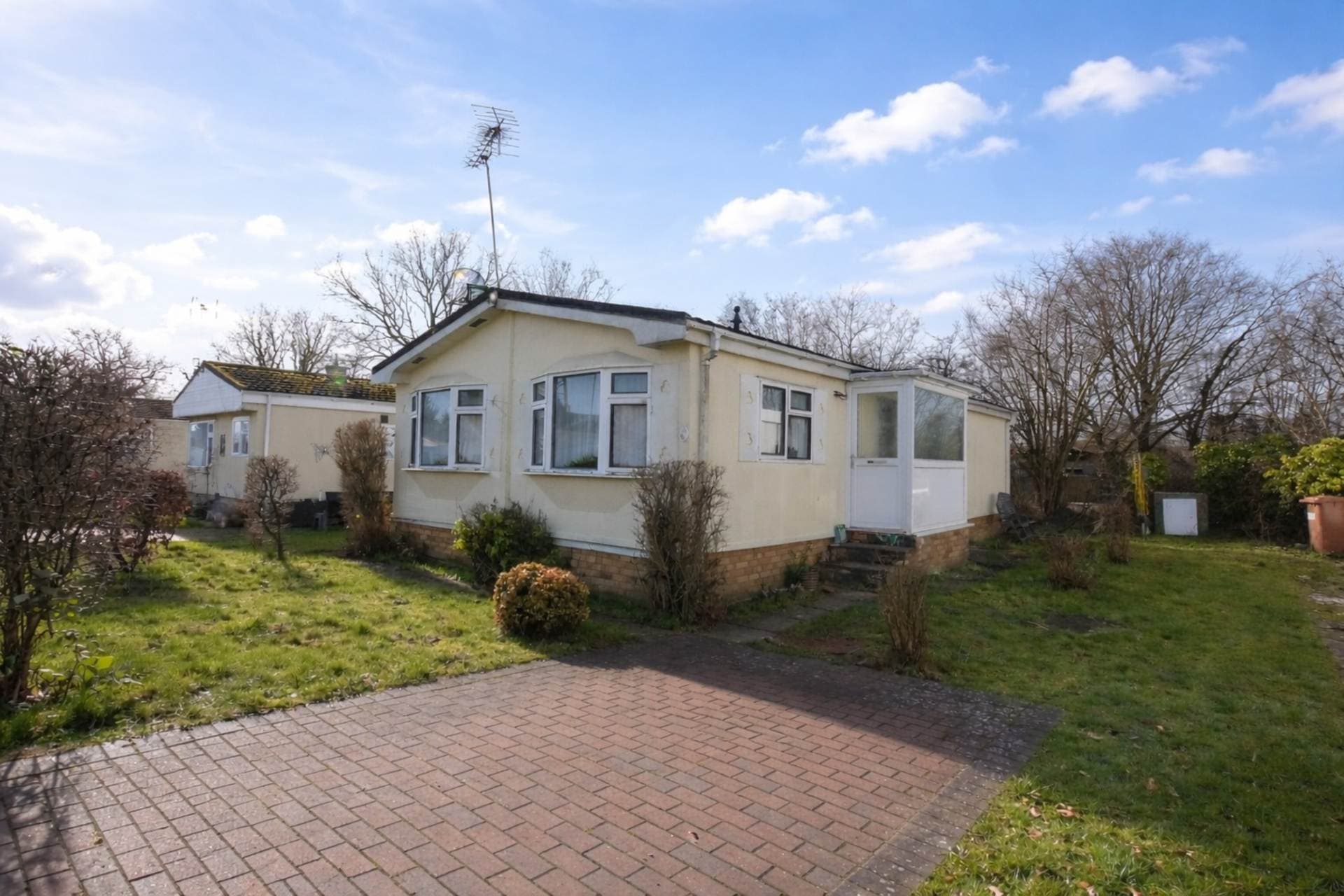 Marshmoor Crescent, Hatfield