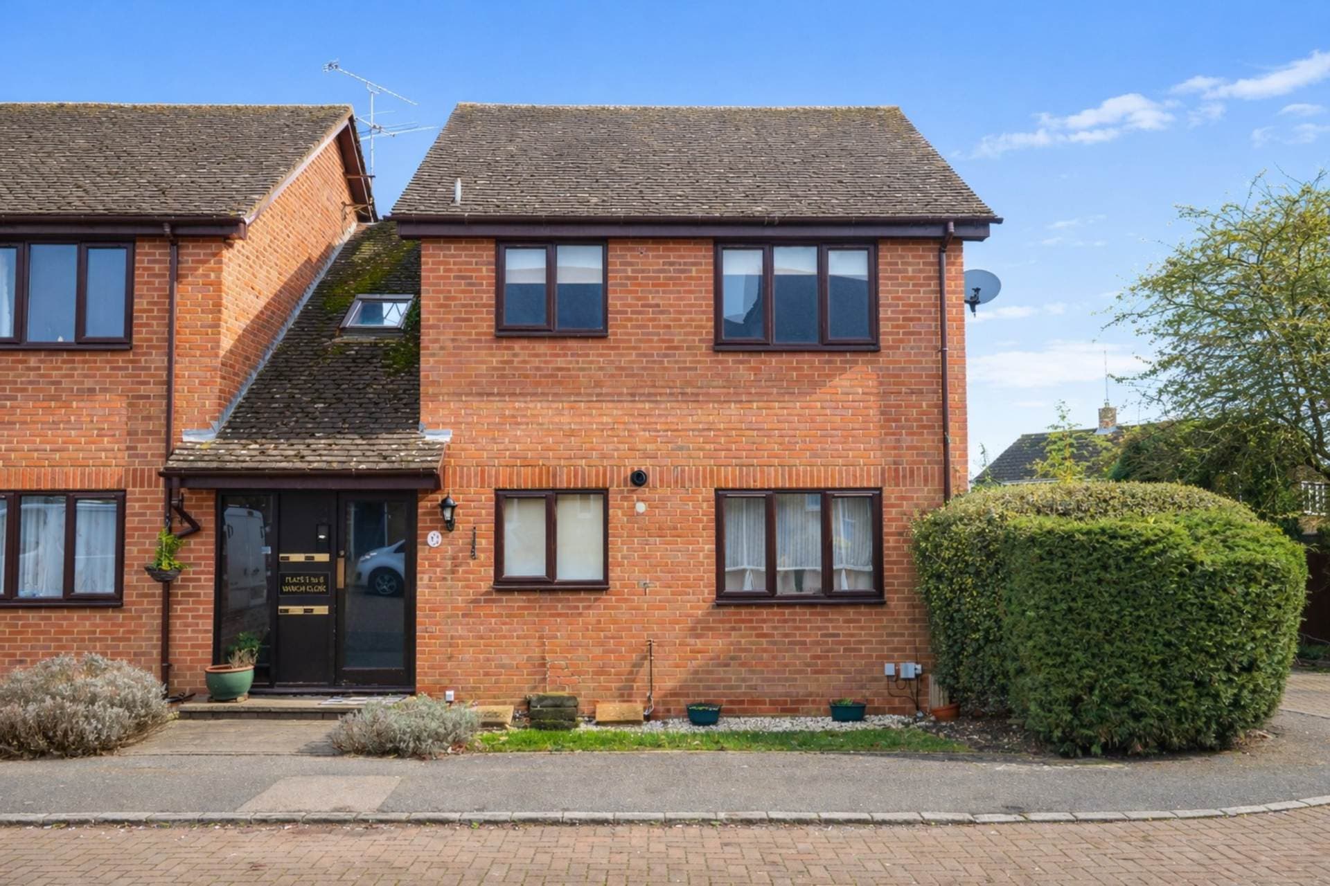 Winch Close, Codcitoe, Hitchin, Herts