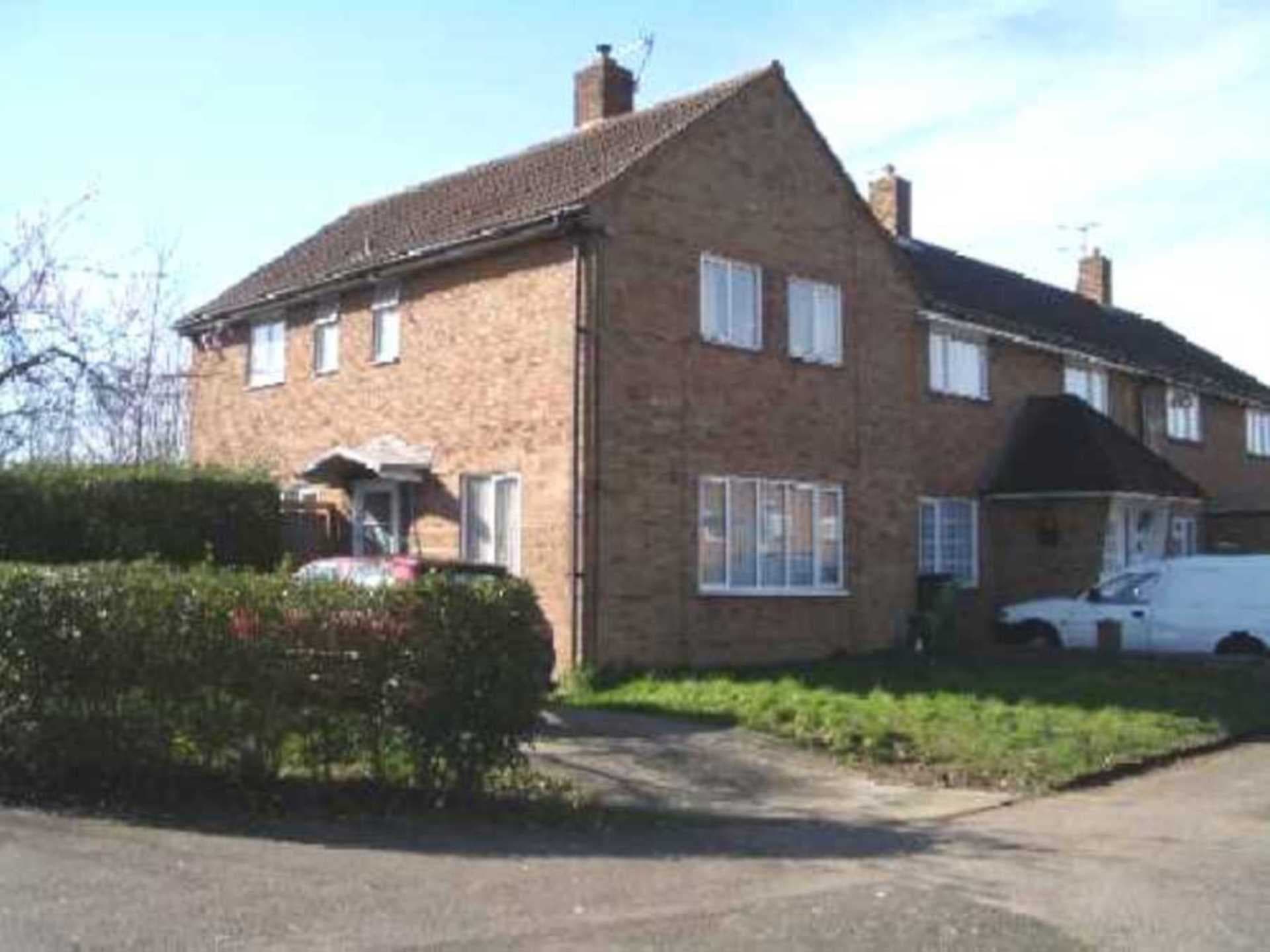 High Dells, Hatfield