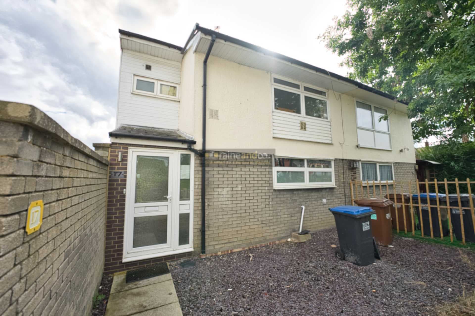 Travellers Lane, Hatfield