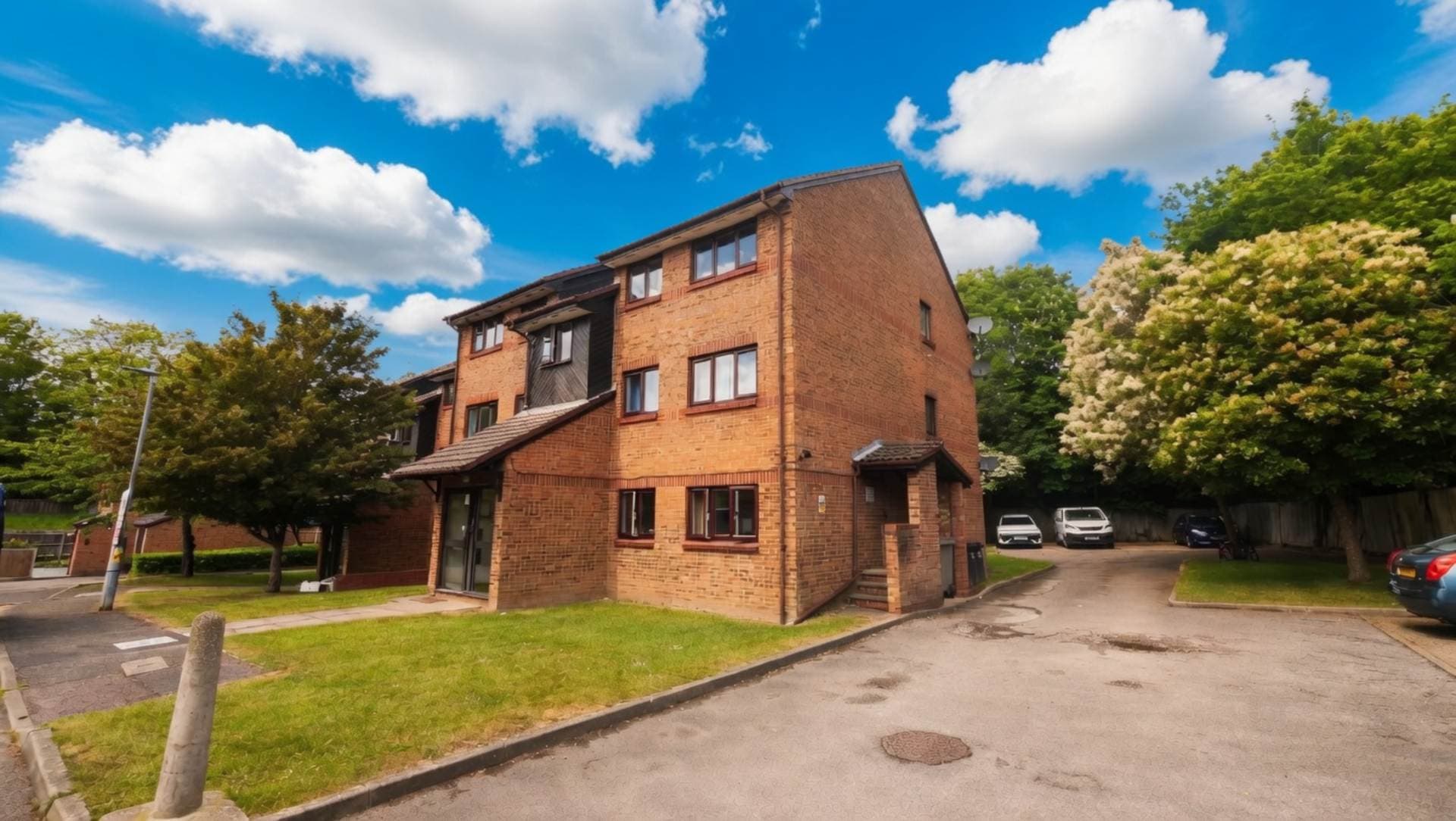 Tudor Close, Hatfield
