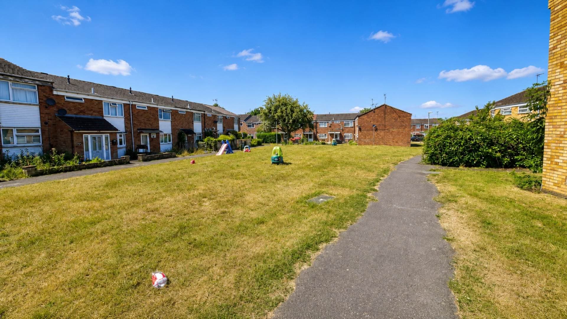 Millwards, Hatfield