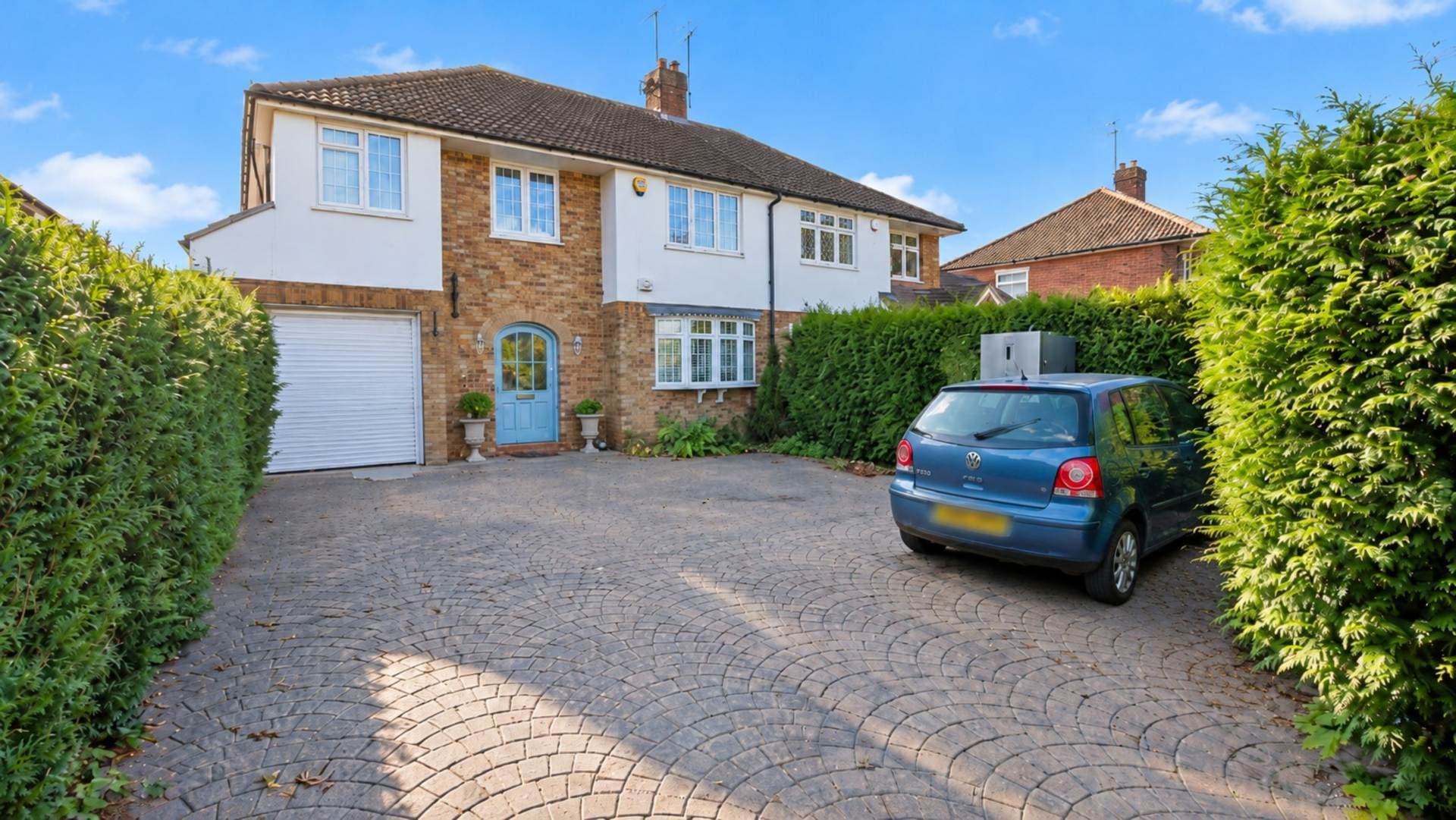 St Albans Road West, Hatfield