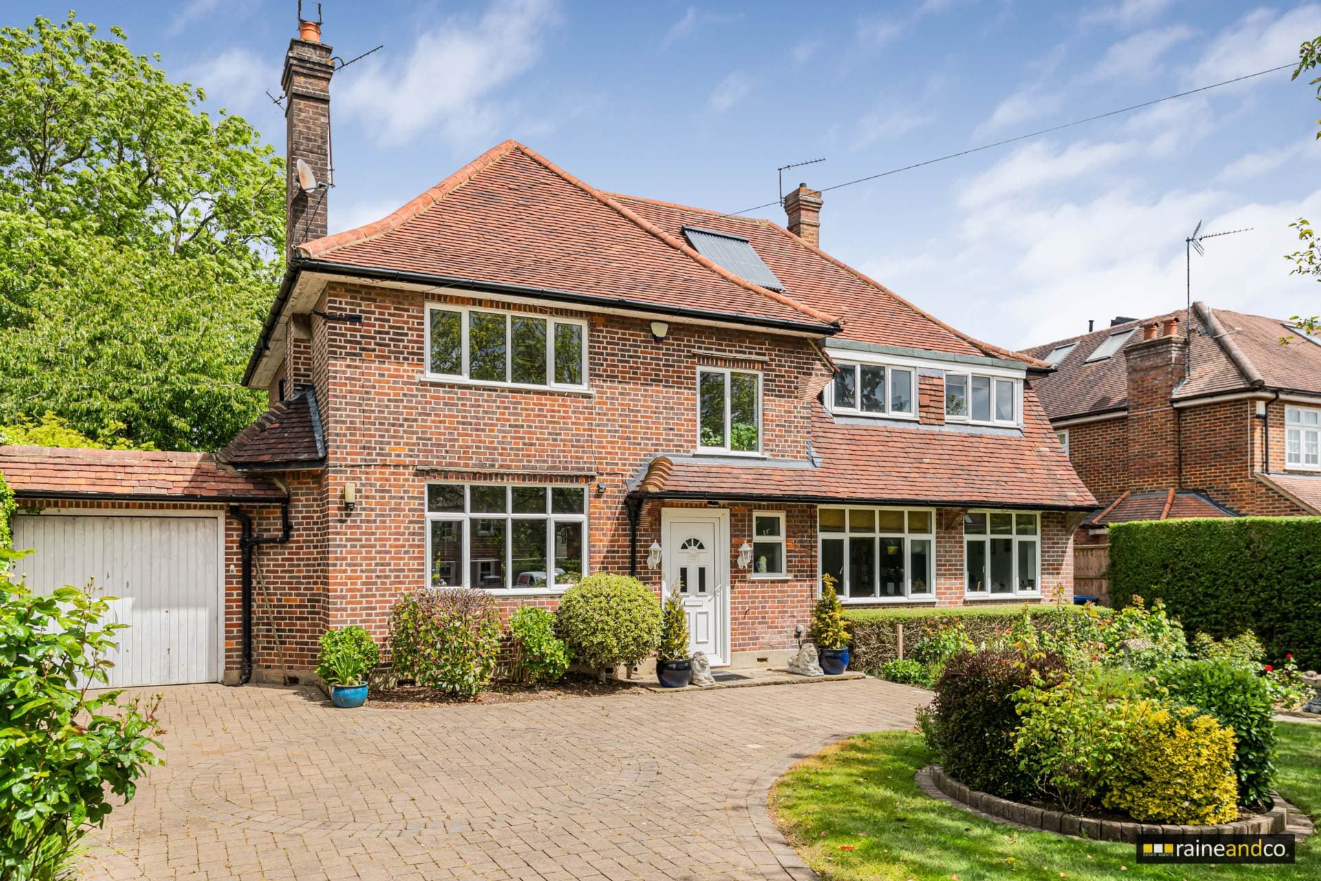 Mymms Drive, Brookmans Park