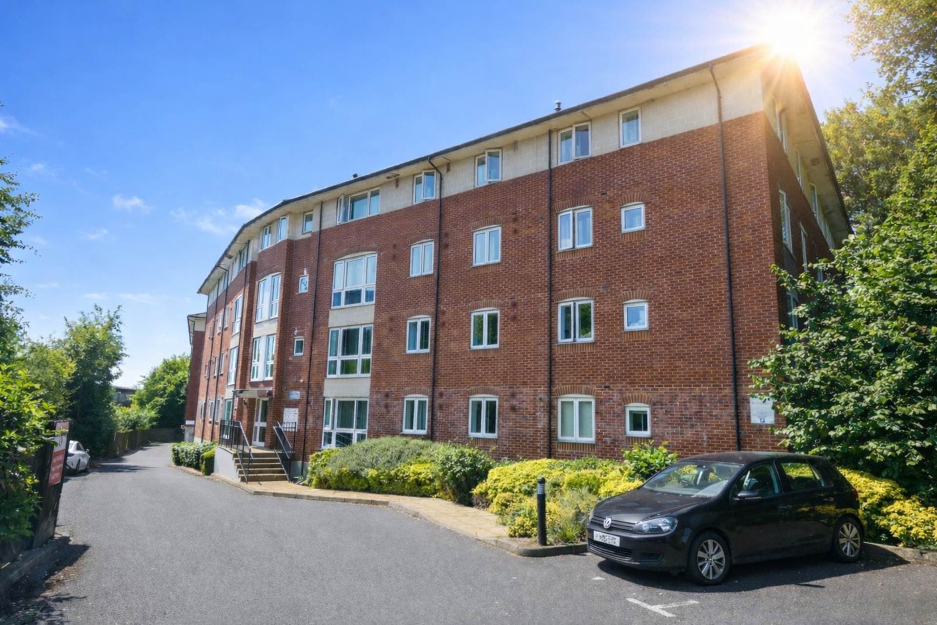 Kings Place, North Drive, Hatfield, AL9