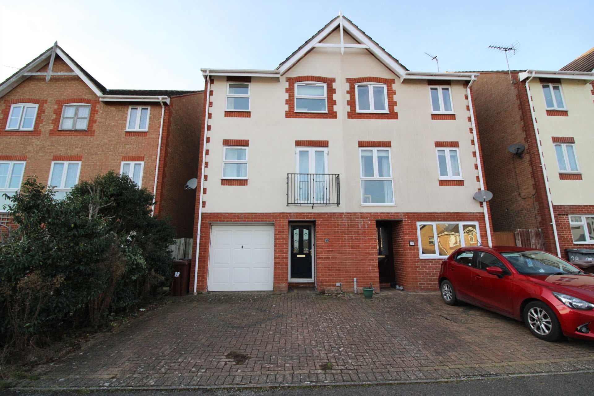 Oakfield Close. Potters Bar